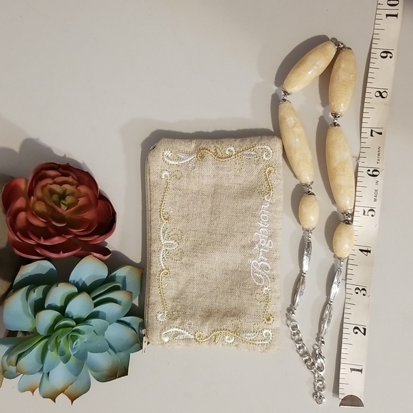 Beautiful Beaded Brighton Necklace - Picture 7 of 8